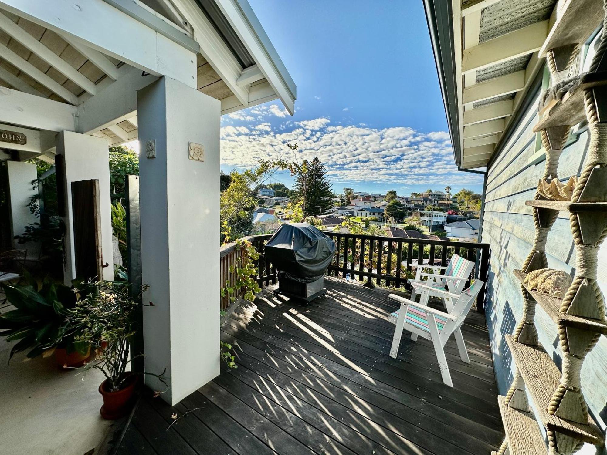 The Blue Beach House Villa Quinns Rocks Exterior photo
