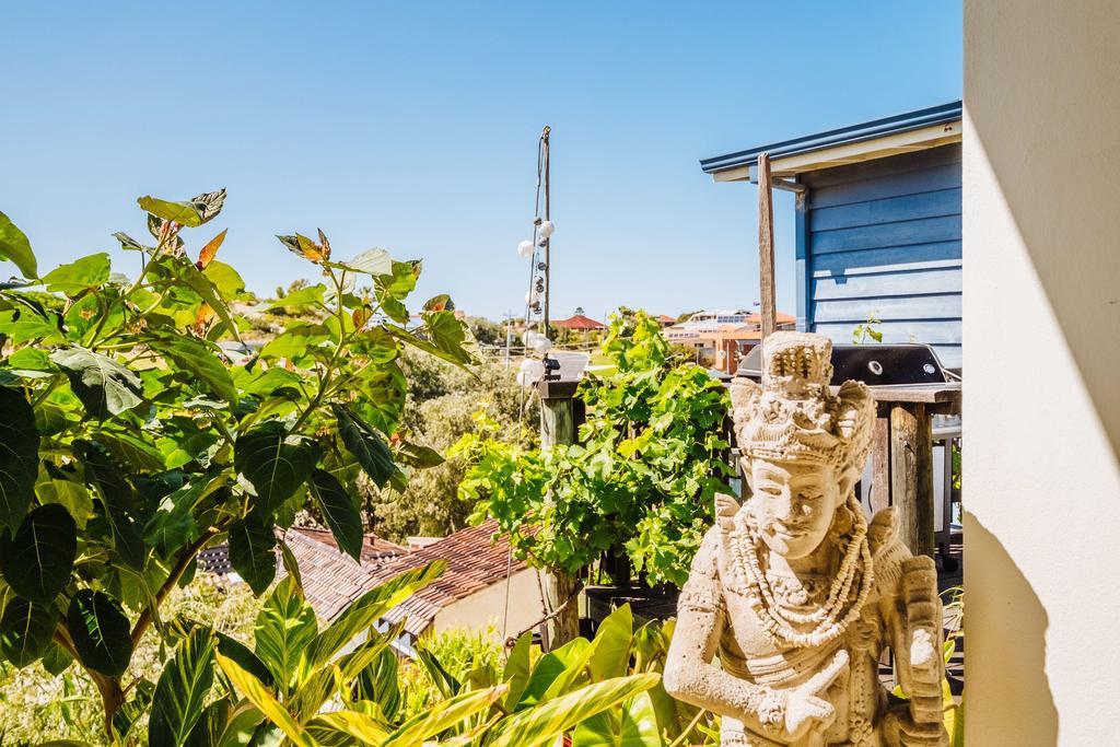 The Blue Beach House Villa Quinns Rocks Exterior photo